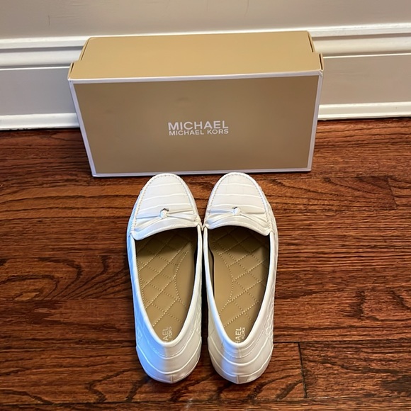 Michael Kors Shoes - Picture 3 of 5